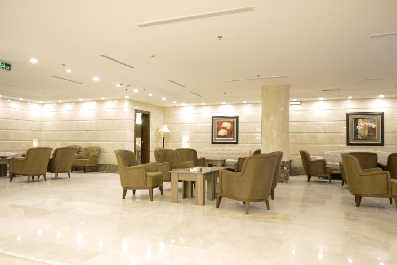 Platinum The First Medina ภายนอก รูปภาพ